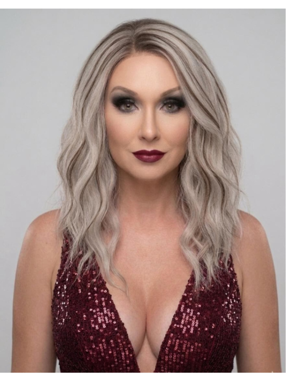 Roxxi | 14" Icy Ash Platinum Lace Front Wig | 13x4 Swiss Lace | Textured Lob